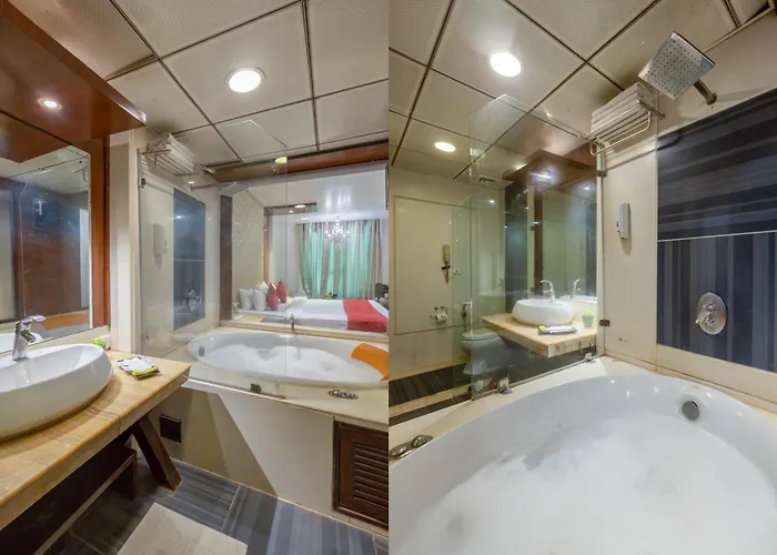Hotel Aura Near New Delhi Railway Station